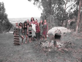 ecuador-yoga-school-nature-group-living